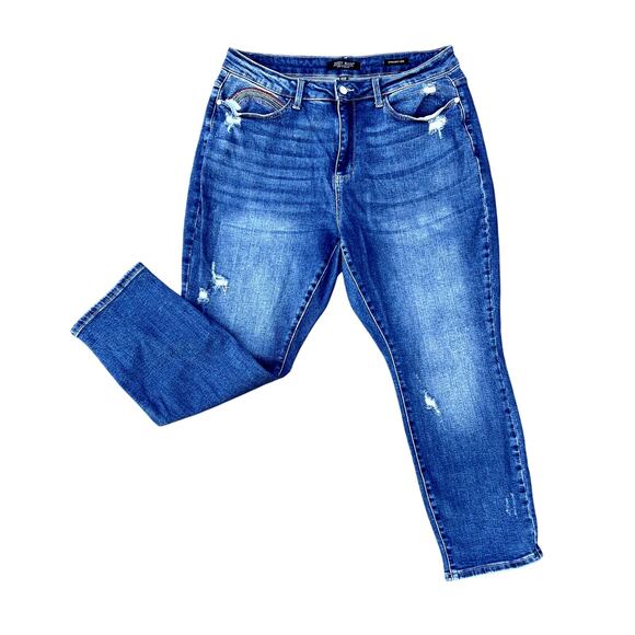 Judy Blue high rise straight leg distressed jeans plus size 18x27 - Picture 1 of 5